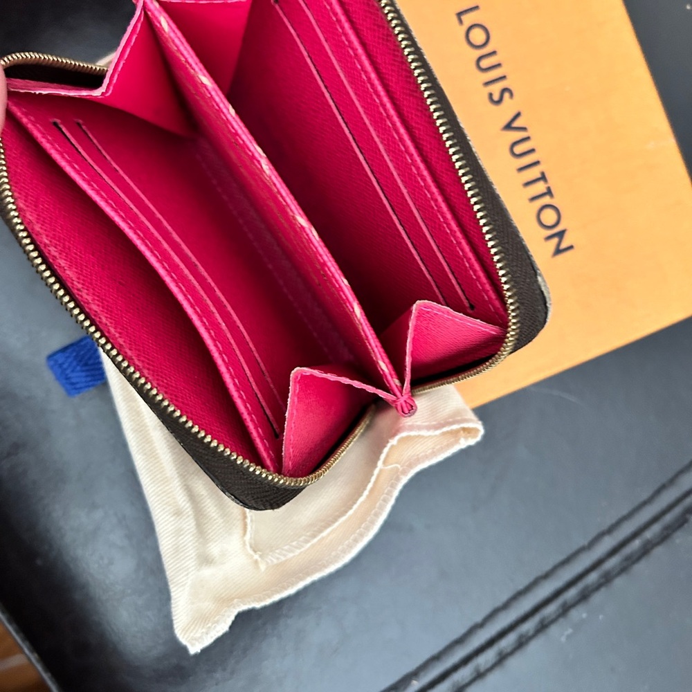 Authentic Louis Vuitton Card Wallet SUMMER TRUNK Limited Edition Limited & Rare - Picture 9 of 11